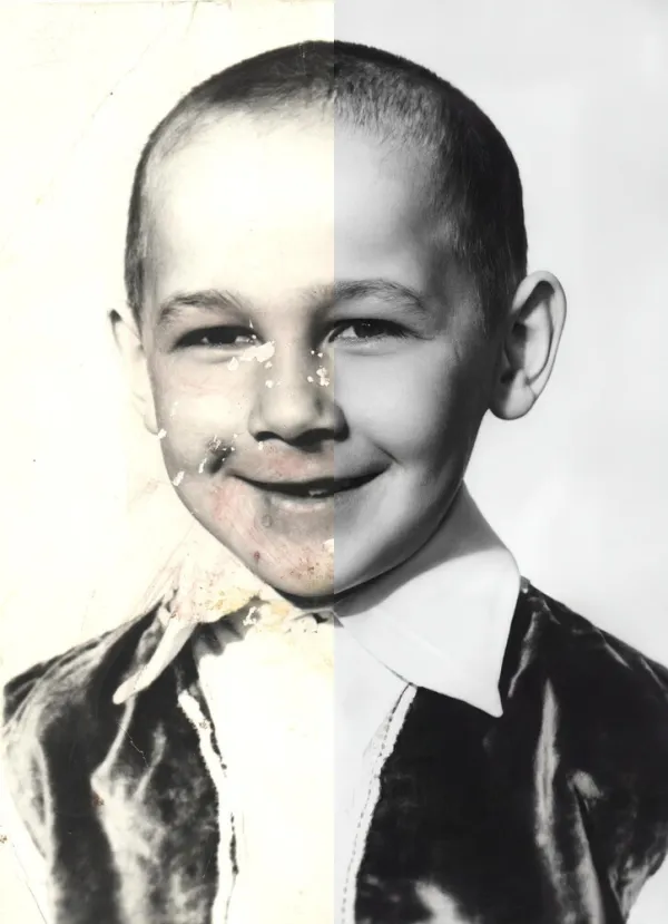 Before-and-after AI photo restoration sample (model V7)